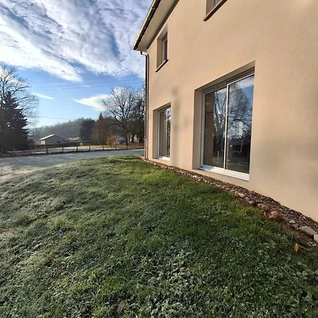 Casa vacanze La Marceline, Maison Proche Du Village *